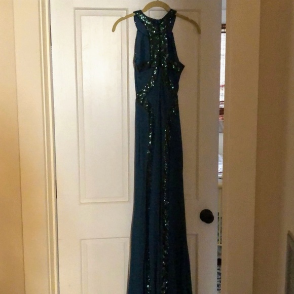 Beautiful Blueish/Green Sequin Formal Dress - Picture 3 of 9